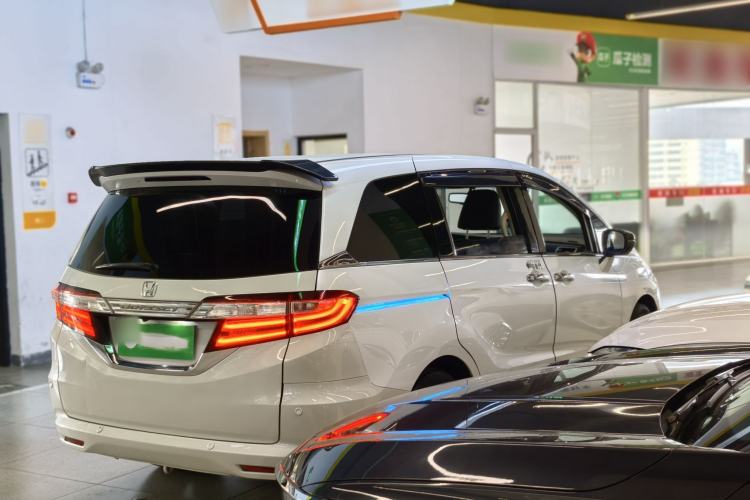 Used Honda Odyssey 2015 2.4L Supreme Edition
