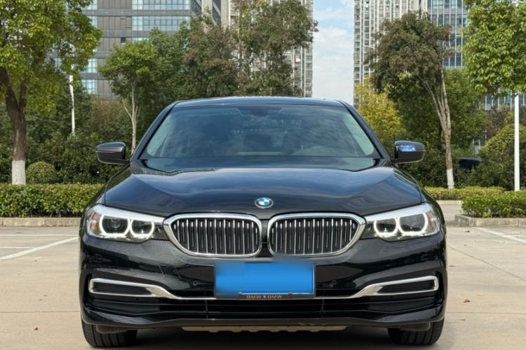 Used BMW 5 Series 2019 Facelifted 530Li Leading Edition Luxury Package
