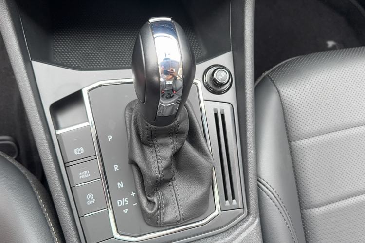 Used Volkswagen Lavida 2021 1.5L Automatic Comfort Edition
