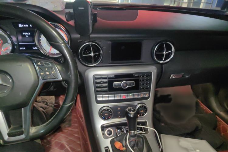 Used Mercedes-Benz SLK-Class 2011 SLK 200 Fashion Model
