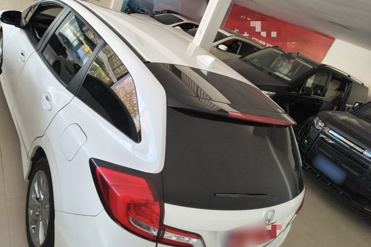 Used Honda Jade 2017 1.8L automatic Comfort version 5 seats
