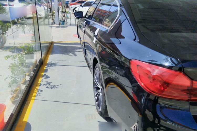 Used BMW 5 Series 2020 530Li Leading Model M Sport Package