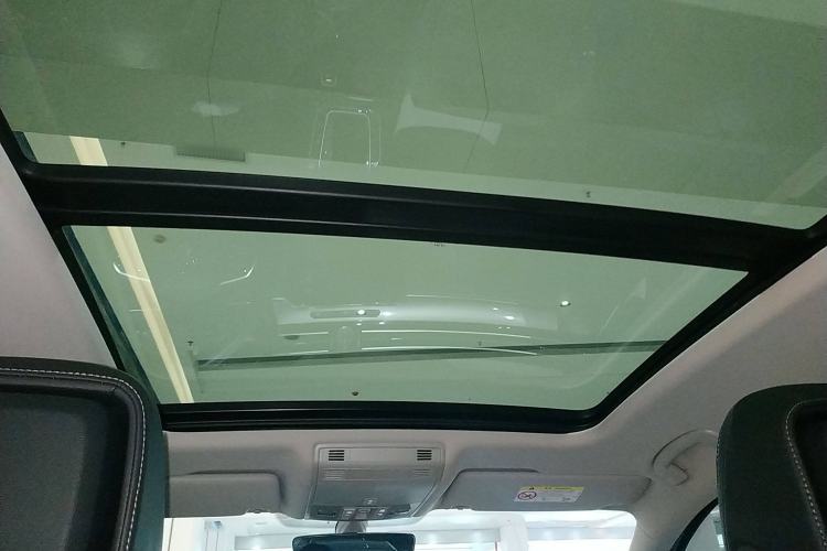 Used Volkswagen Magotan 2023 2 Million Units Limited Edition 330TSI DSG Leading Version
