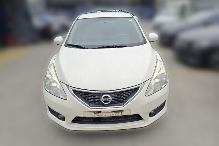 Used Nissan Tiida 2013 1.6L CVT Cool Cafe Edition
