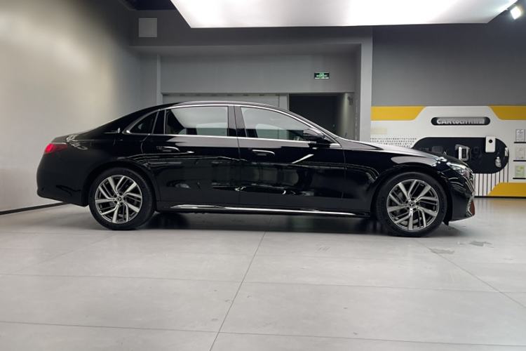 Used Mercedes-Benz E-Class 2024 Refresh E 300 L Stylish Edition