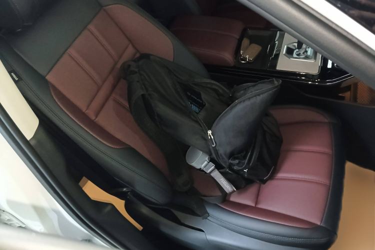 Used Land Rover Range Rover Evoque 2023 Aurora L 249 PS Luxury Edition
