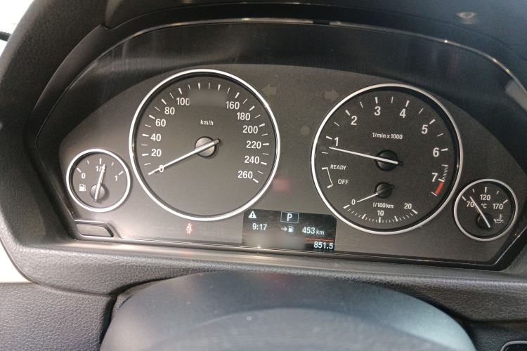 Used BMW 3 Series 2015 320Li Luxury Edition Fashion Model
