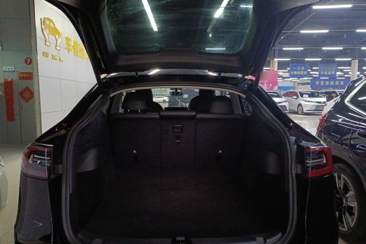 Used Tesla Model Y 2021 Long-Range All-Wheel-Drive Version 3D7