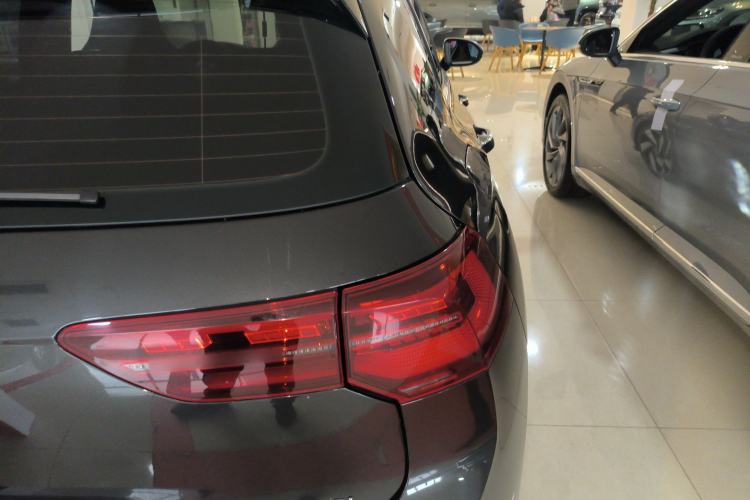 Used Volkswagen Golf GTI 2023 380TSI DSG GTI
