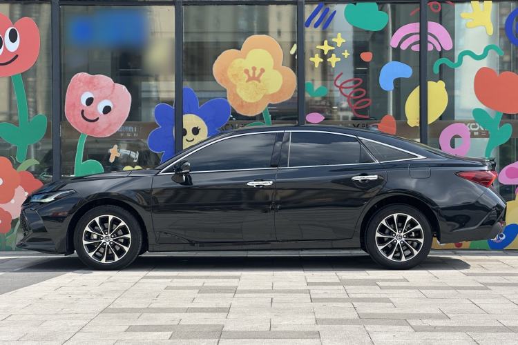 Used Toyota Avalon 2023 2.5L Luxury Edition
