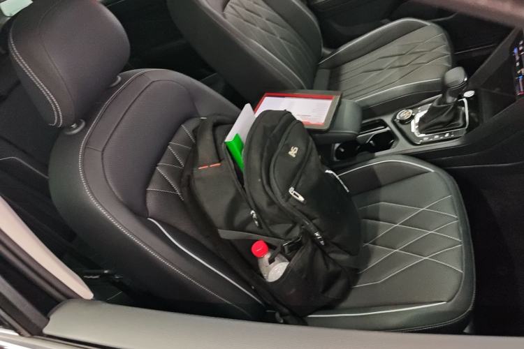 Used Volkswagen Tiguan L 2024 380TSI Automatic All-Wheel Drive R-Line Enhanced 7-Seater
