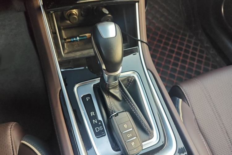 Used Changan Raeton CC 2019 1.5T Automatic Haoya Edition Guangmang Model China VI Standard
