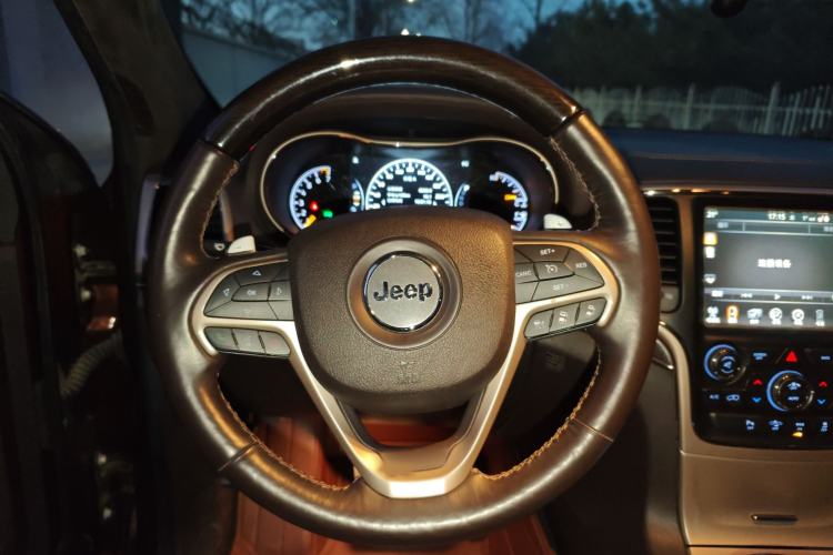 Used  Grand Cherokee 2014 3.0L Flagship Zunyue Edition
