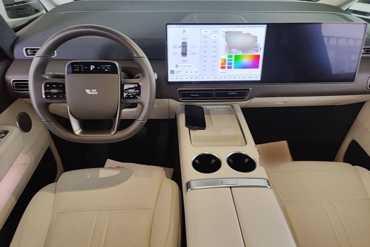 Used Li Auto MEGA 2024 Ultra Model
