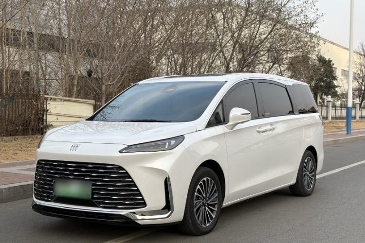 Used Buick GL8 New Energy 2025 Lu Shang Luxury Edition 7-Seater
