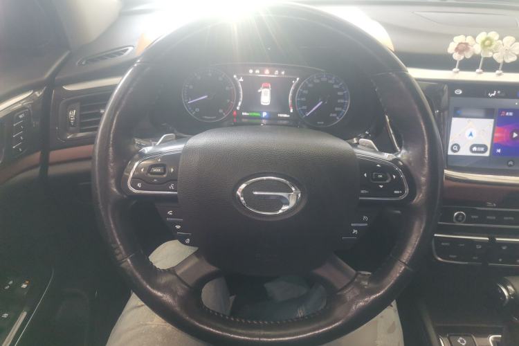 Used GAC Trumpchi GS8 2017 320T Two-Wheel Drive Luxury Smart Connectivity Version (7 Seats)
