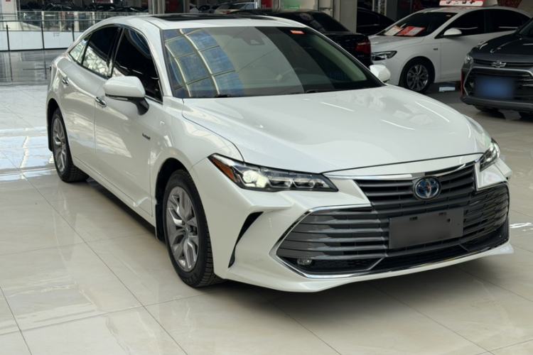Used Toyota Avalon 2019 Dual-Engine 2.5L Luxury Edition China V Standard
