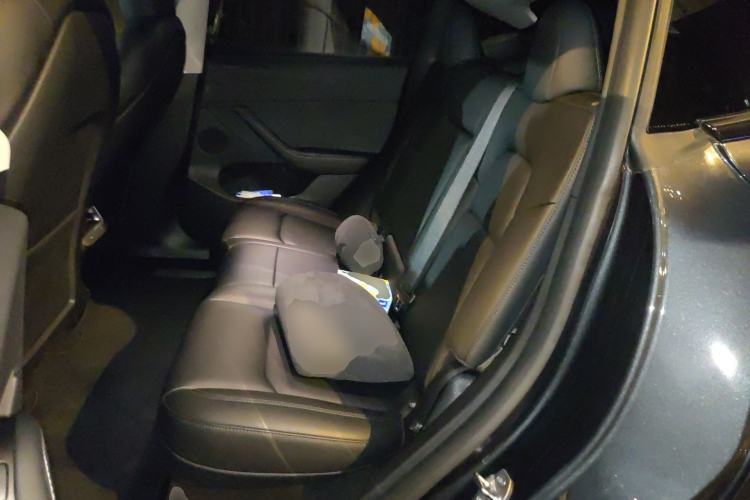 Used Tesla Model Y 2024 Long-Range All-Wheel-Drive Version