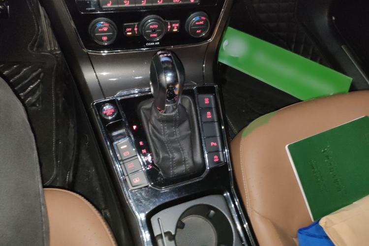 Used Volkswagen Passat 2016 330TSI DSG Prestige Edition
