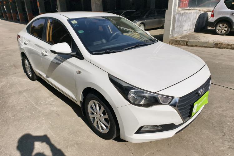 Used Hyundai Verna 2016 1.4L Automatic Cool Edition GLS

