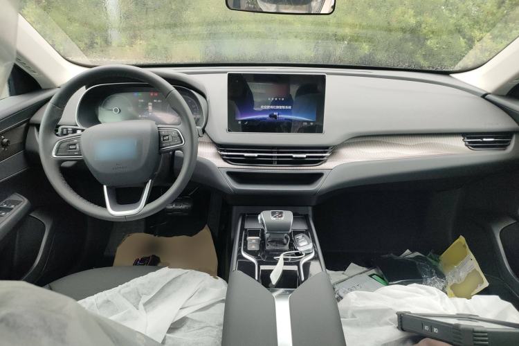 Used Hongqi E-QM5 2024 450km Range Commuter Version
