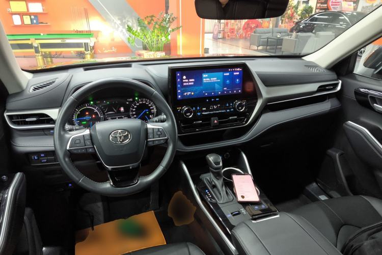 Used Toyota Highlander 2022 Dual-Engine 2.5L Four-Wheel Drive Prestige Version 7 Seats
