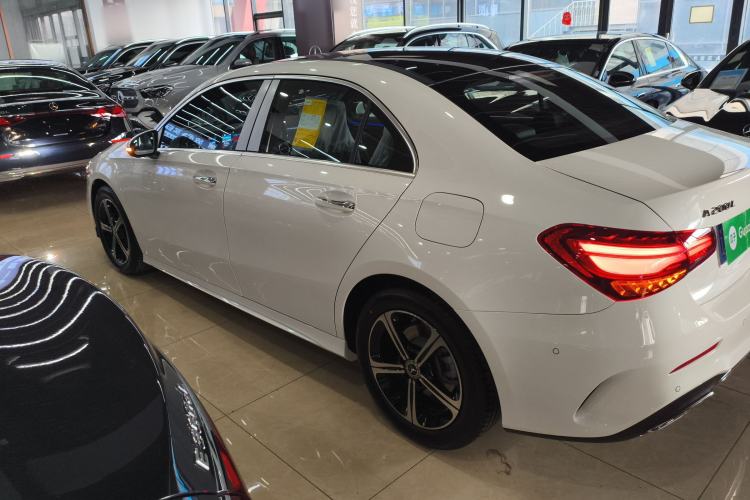 Used Mercedes-Benz A-Class 2025 A 200 L Fashion Model
