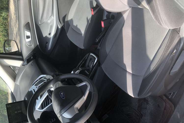 Used Ford EcoSport 2017 1.5L Automatic Trend Model
