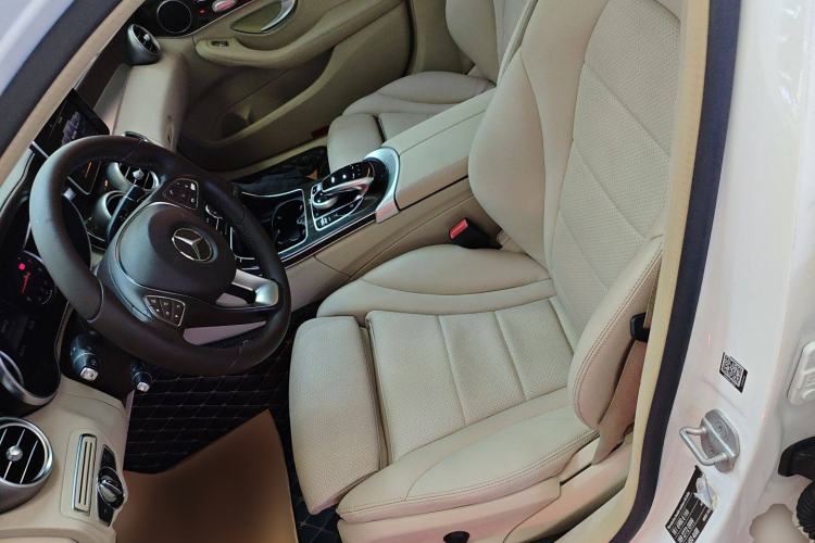 Used Mercedes-Benz C-Class 2015 C 200 L