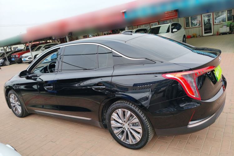 Used Hongqi E-QM5 2022 431 km Charge & Enjoy Edition