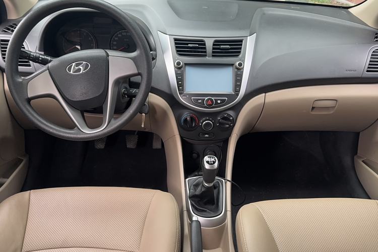 Used Hyundai Verna 2014 1.4L Manual Smart GLS Trim
