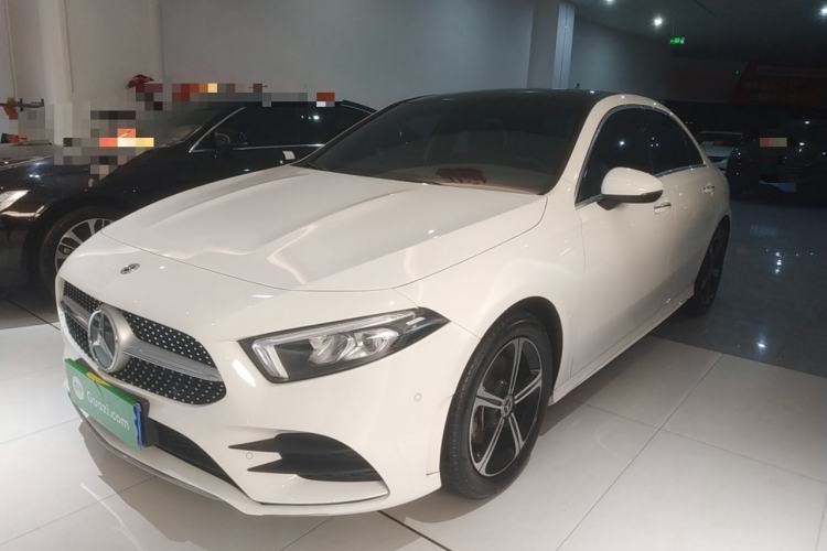 Used Mercedes-Benz A-Class 2022 Revised Version A 200 L Sport Sedan Fashionable Style