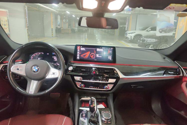 Used BMW 5 Series 2022 Second Facelift 525Li M Sport Package
