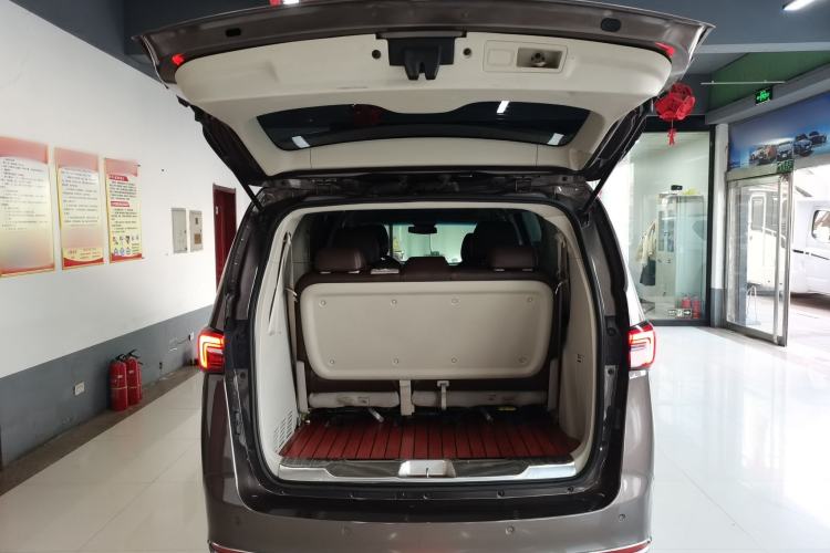 Used Buick GL8 2021 Land Cruiser Executive Class 652T Comfort Model