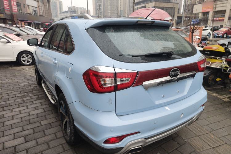 Used BYD S7 2015 2.0T Upgraded Automatic Luxury Version
