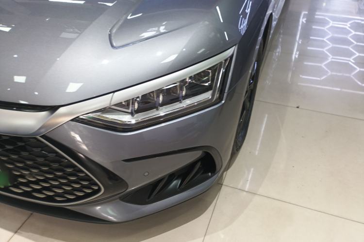 Used BYD Han 2024 DM-i Glory Edition 121KM Prestige Model
