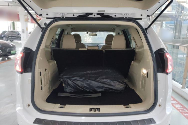 Used Ford Edge 2016 EcoBoost 245 Two-Wheel-Drive Titanium 5-Seater