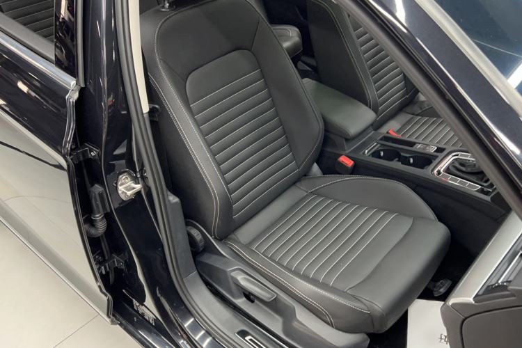 Used Volkswagen Magotan 2020 280TSI DSG Comfort Edition
