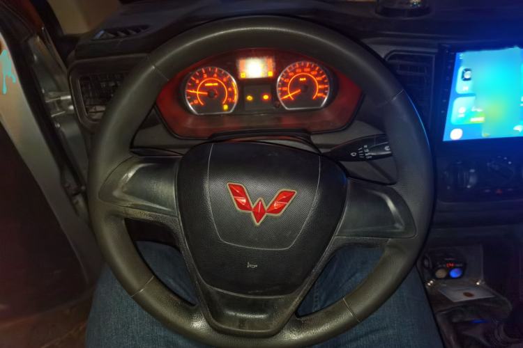 Used Wuling Hongguang V 2022 1.5L Jingqu Version Hydraulic Power Steering LAR