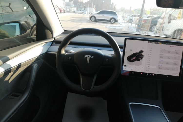 Used Tesla Model Y 2024 Rear-Wheel-Drive Version