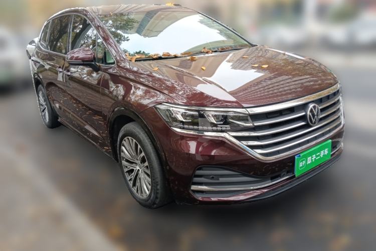 Used Volkswagen Viloran 2022 380TSI Luxury Edition
