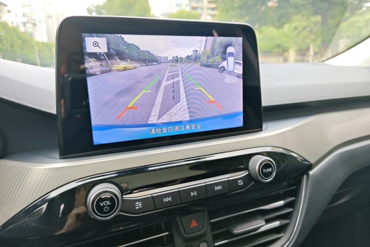 Used Ford Focus 2020 Hatchback EcoBoost 180 Automatic Trend Edition
