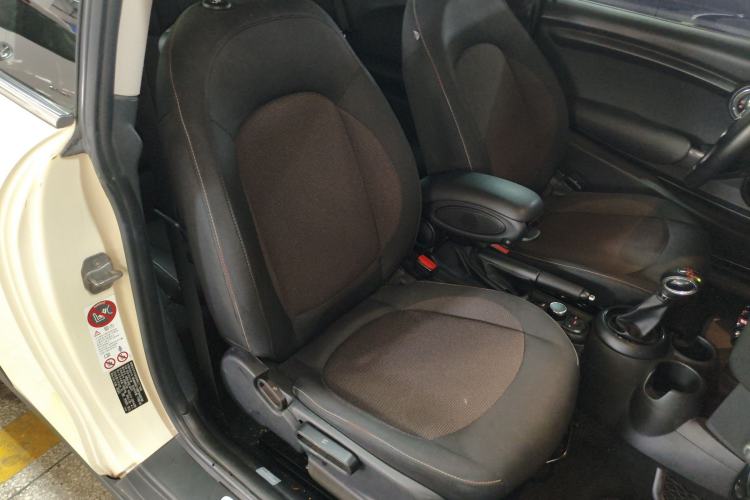 Used  MINI 2014 1.2T ONE
