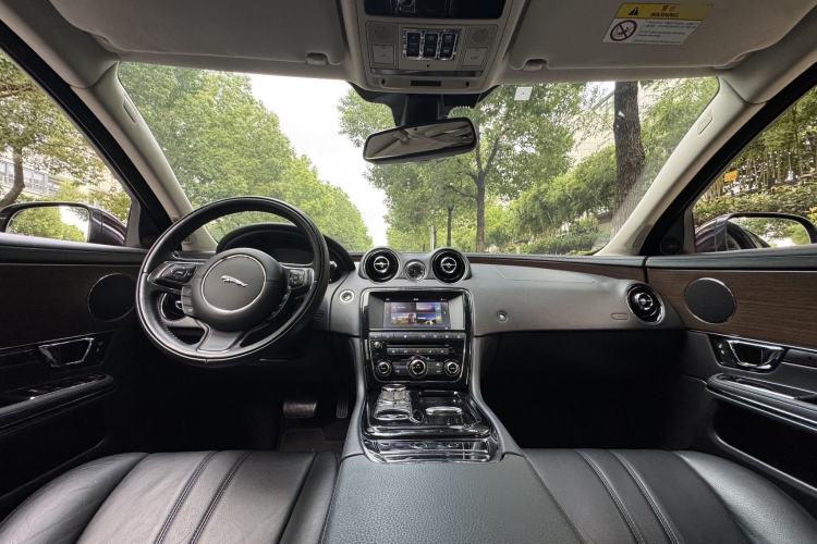 Used Jaguar XJ 2016 XJL 3.0 SC Two-Wheel-Drive Elegant Business Edition
