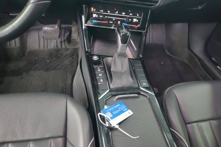 Used Volkswagen Passat 2022 330TSI Starry Elite Edition Custom Version
