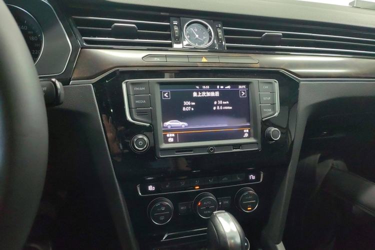 Used Volkswagen Magotan 2017 380TSI DSG Luxury Model
