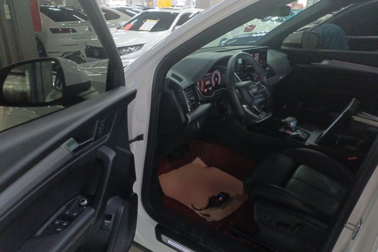 Used Audi Q5L Sportback 2021 40 TFSI Fashion Model
