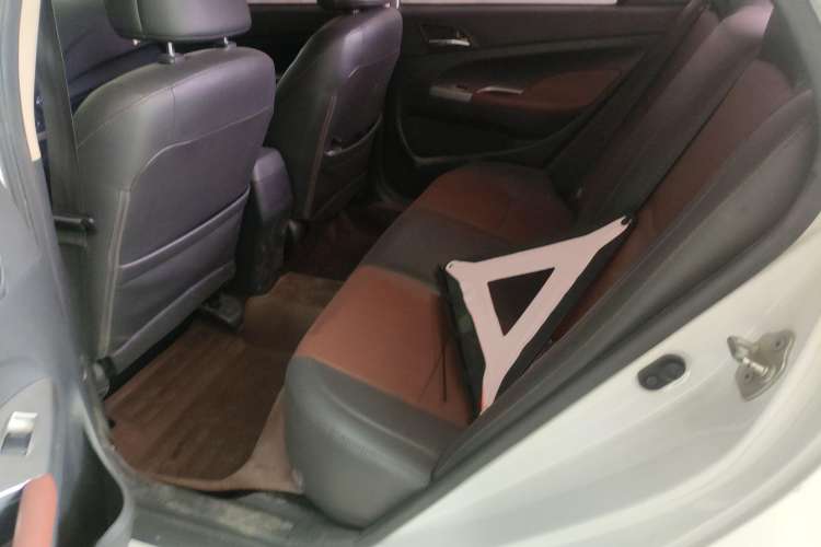 Used BYD F3 2015 Energy-Efficient Model 1.5L Manual Comfort Edition