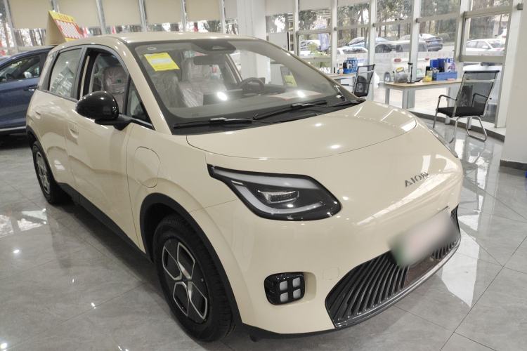 Used AION UT 2025 330 Starlight Edition
