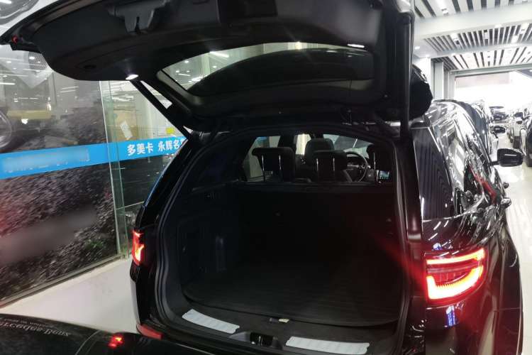 Used Land Rover Discovery Sport 2020 249 PS R-Dynamic Performance Edition
